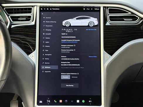 Used 2017 Tesla Model S 75D AWD/4WD image 17