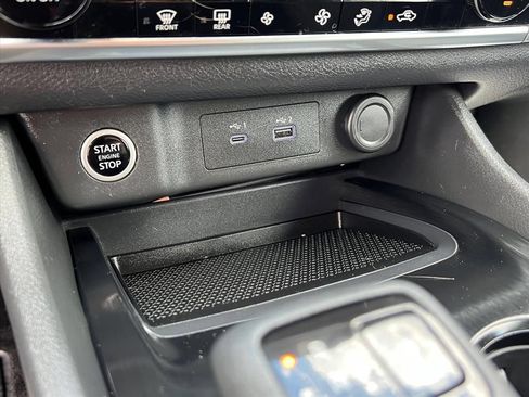 Used 2023 Nissan Rogue SV FWD image 24