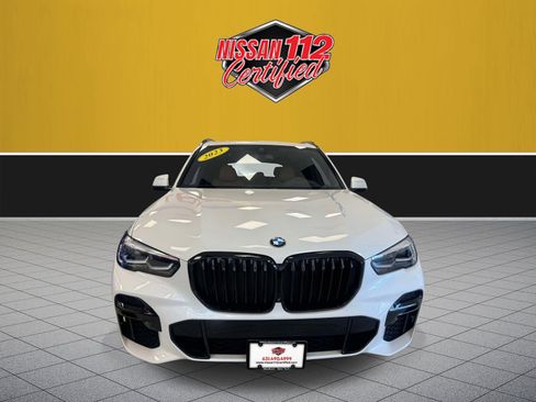 Used 2023 BMW X5 xDrive40i w/ M Sport Package AWD/4WD image 3