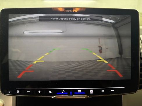 Used 2014 Nissan Frontier SV image 23