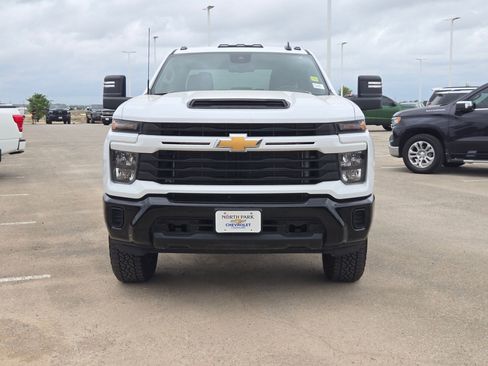 Certified 2025 Chevrolet Silverado 2500 Custom w/ Custom Value Package AWD/4WD image 8