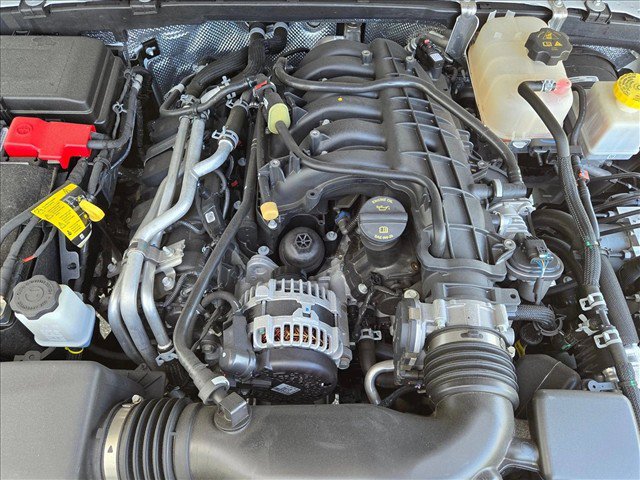 Used 2025 Jeep Gladiator Sport AWD/4WD image 21