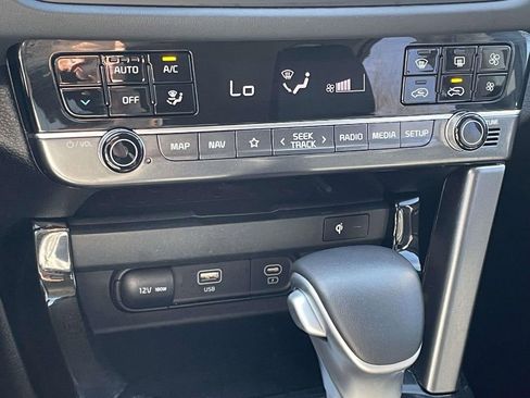 Used 2024 Kia Seltos SX image 25