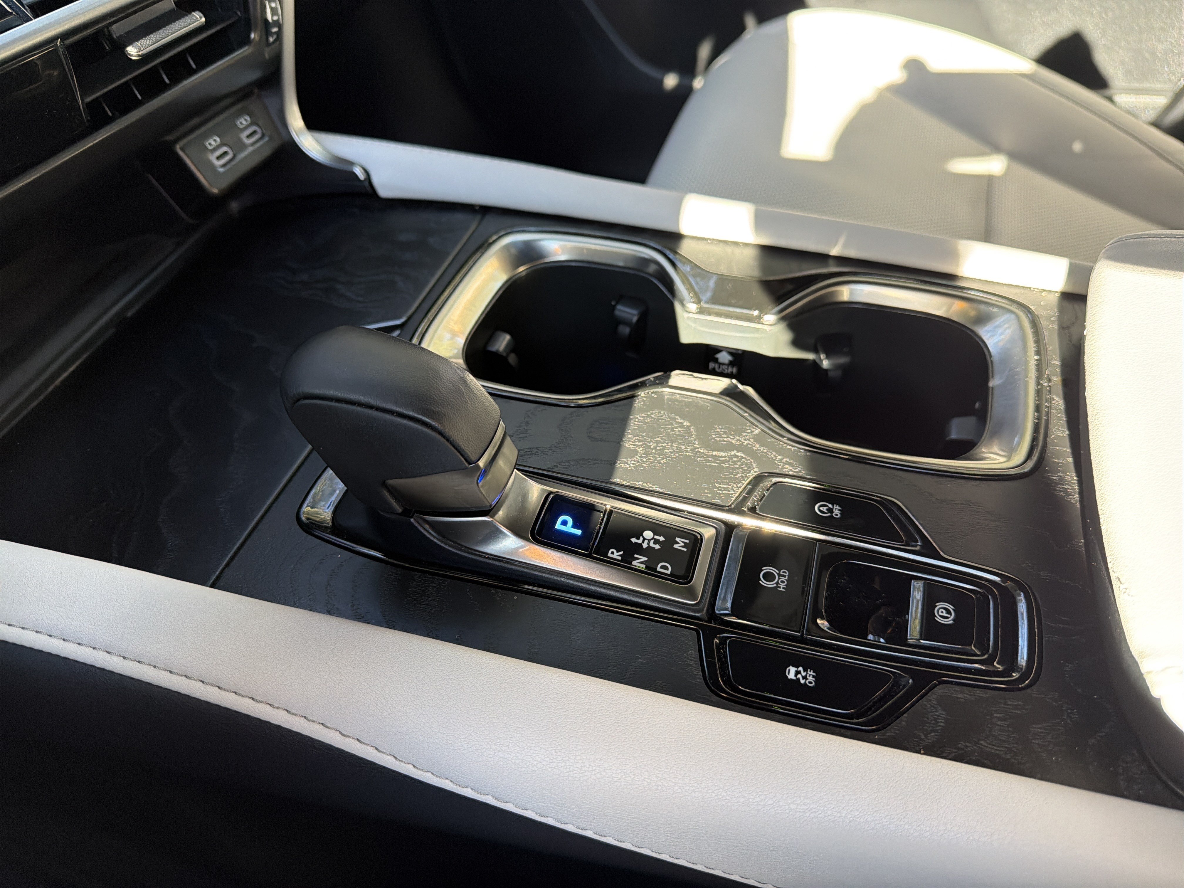 Used 2023 Lexus RX 350 Premium w/ Cold Area Package FWD image 27