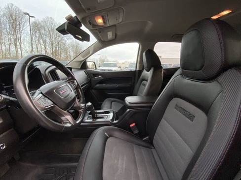 Used 2017 GMC Canyon SLE w/ All Terrain Package image 23