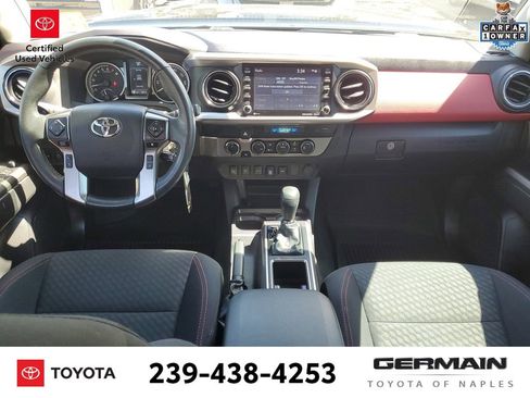 Certified 2022 Toyota Tacoma SR5 AWD/4WD image 18