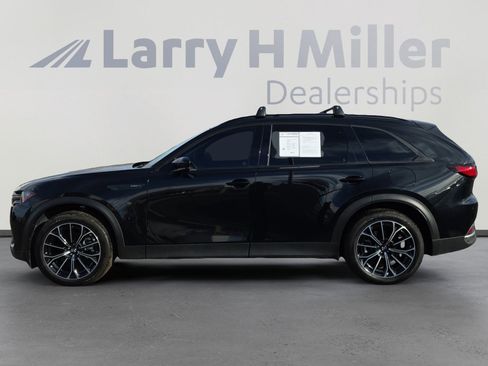 Used 2025 MAZDA CX-70 Plug-In Hybrid w/ Premium Pkg image 2