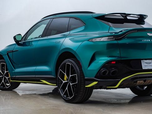 Used 2025 Aston Martin DBX 707 image 9