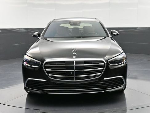 Used 2023 Mercedes-Benz S 580 4MATIC Sedan image 11