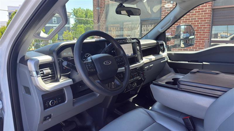 Used 2024 Ford F350 XL AWD/4WD image 30