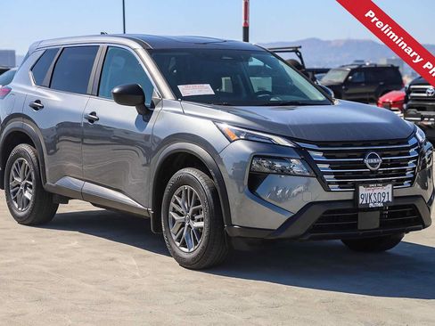 Used 2025 Nissan Rogue S FWD image 3
