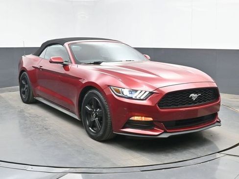 Used 2017 Ford Mustang Convertible RWD image 2