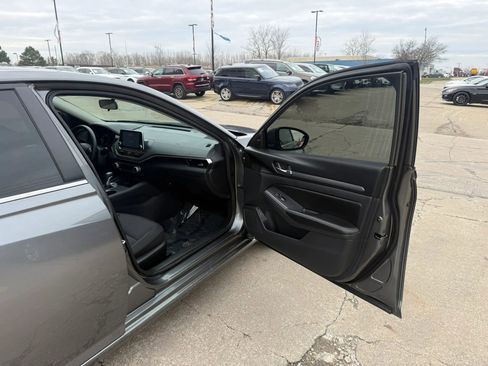 Used 2022 Nissan Altima 2.5 SV image 22