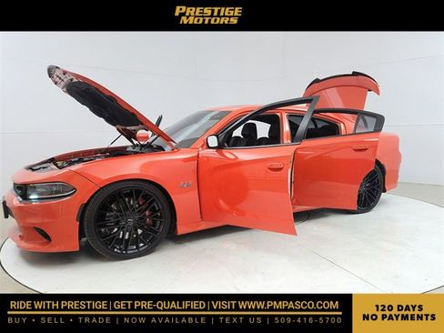 Used 2016 Dodge Charger SRT w/ Harman/Kardon Audio Group image 10