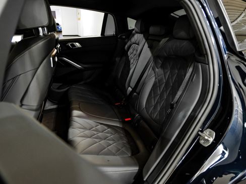 Used 2025 BMW X6 xDrive40i image 45