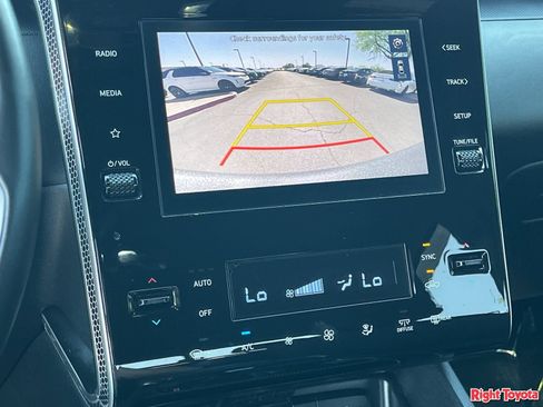 Used 2022 Hyundai Santa Cruz SEL Premium AWD/4WD image 28