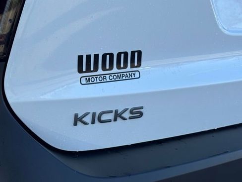 Certified 2025 Nissan Kicks SV image 40