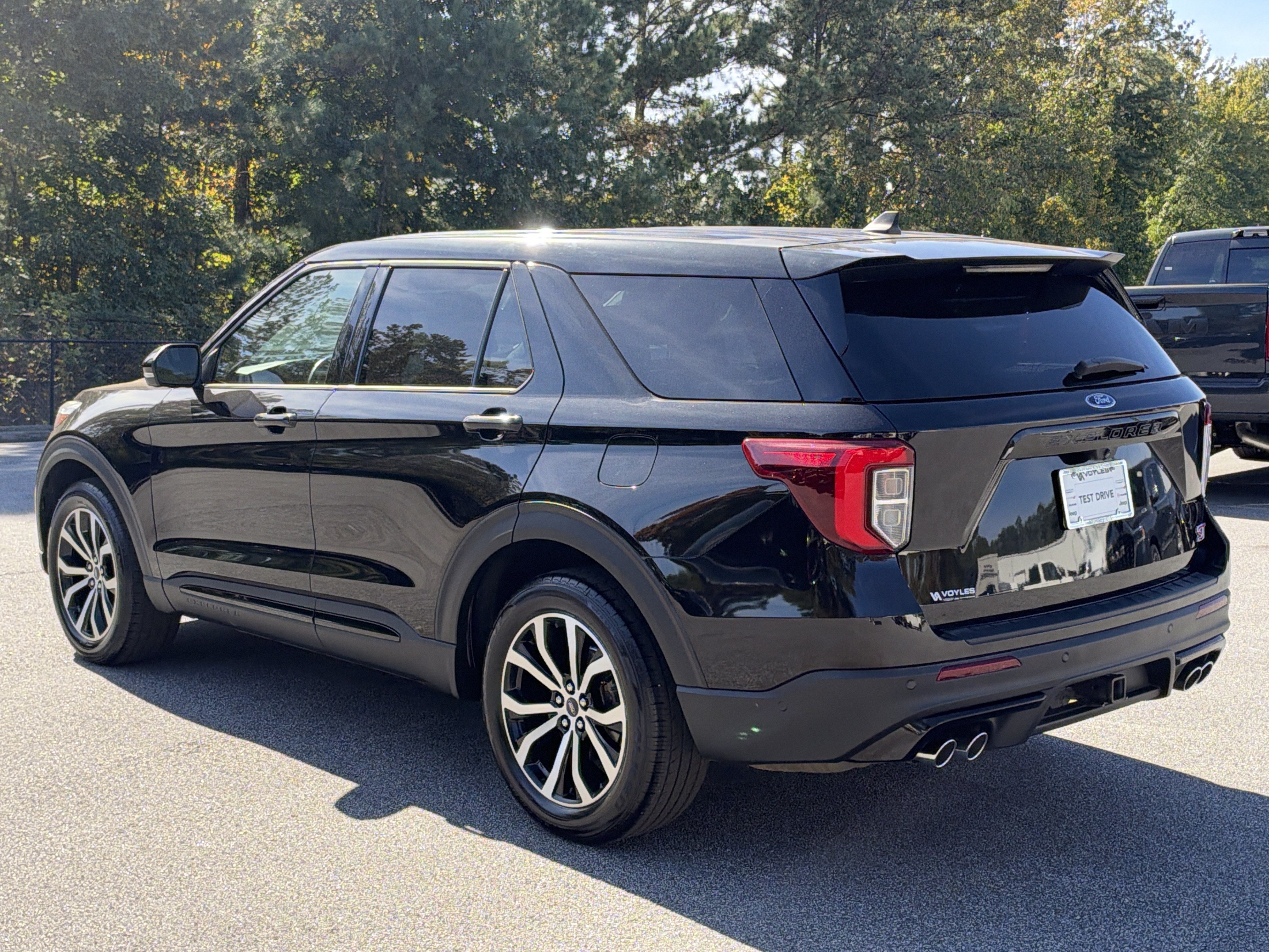 Used 2021 Ford Explorer ST w/ Equipment Group 401A AWD/4WD image 6