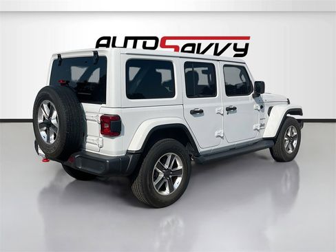 Used 2021 Jeep Wrangler Unlimited Sahara image 7
