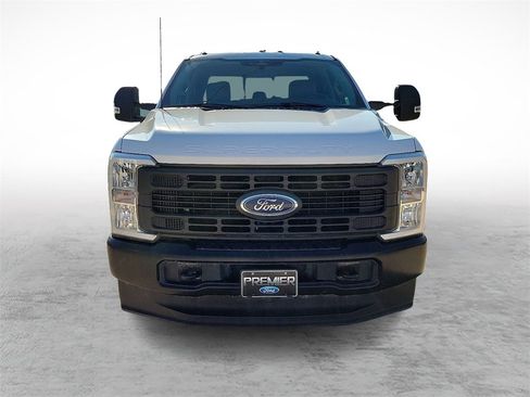 Used 2023 Ford F250 XL w/ XL Driver Assist Package image 3