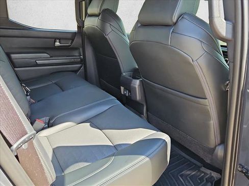 Used 2025 Toyota Tacoma TRD Sport image 18