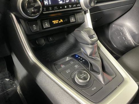 Certified 2022 Toyota RAV4 SE w/ Weather & Moonroof Package image 21