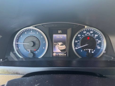 Used 2016 Toyota Camry LE FWD image 25