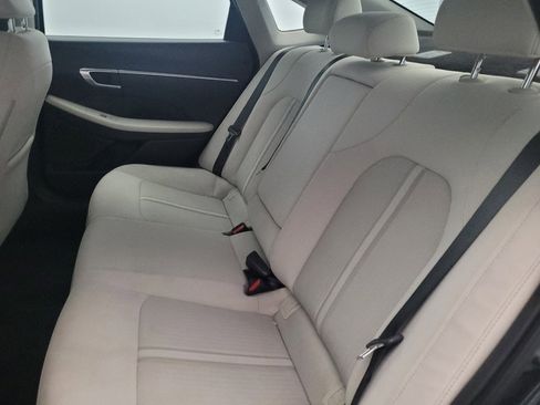 Used 2022 Hyundai Sonata SEL w/ Convenience Package image 18