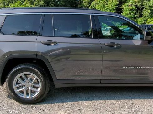 New 2025 Jeep Grand Cherokee L Laredo w/ Luxury Tech Group I image 8