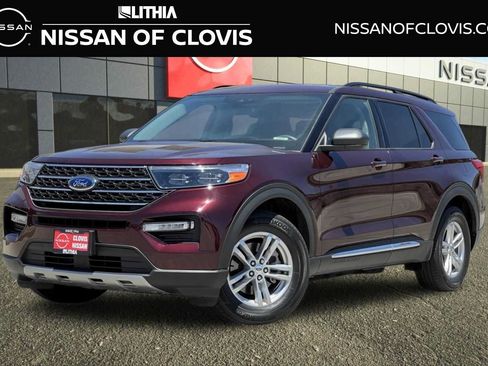 Used 2022 Ford Explorer XLT RWD image 1