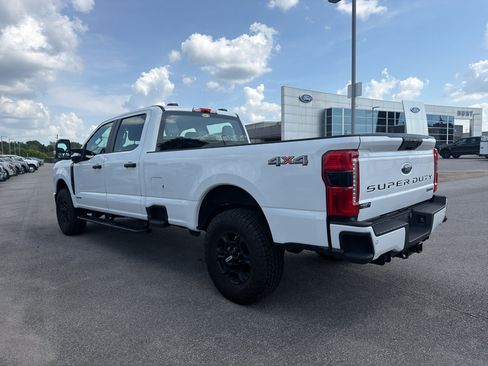 Used 2024 Ford F250 XL w/ STX Appearance Package AWD/4WD image 7