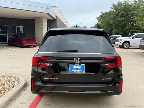 Used 2025 Honda Odyssey Sport-L image 6