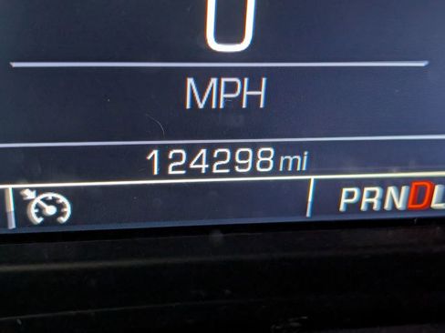 Used 2018 Chevrolet Silverado 1500 LT w/ All Star Edition image 20