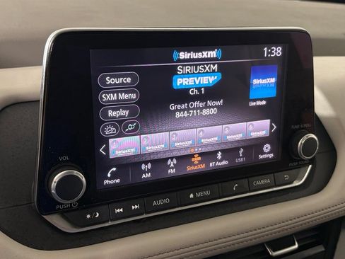 Used 2024 Nissan Rogue SV FWD image 23