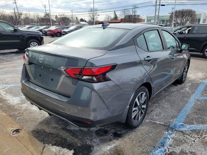 New 2025 Nissan Versa SV w/ Trunk Package