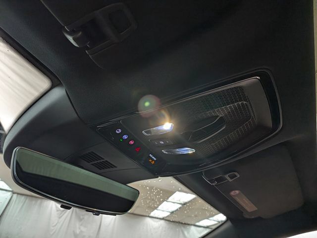Used 2023 Cadillac Lyriq 2WD image 13