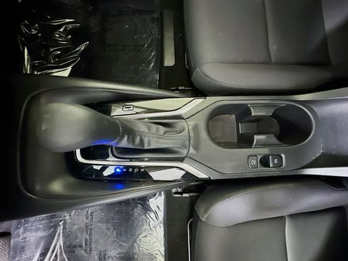 Used 2023 Toyota Corolla LE image 21