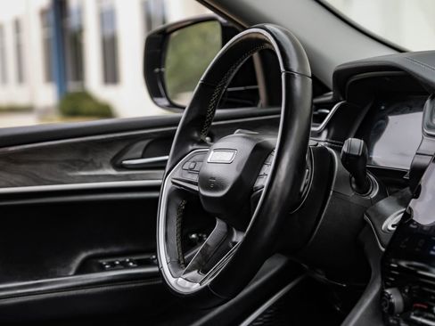 Used 2021 Jeep Grand Cherokee L Limited w/ Trailer Tow Group (B) image 16