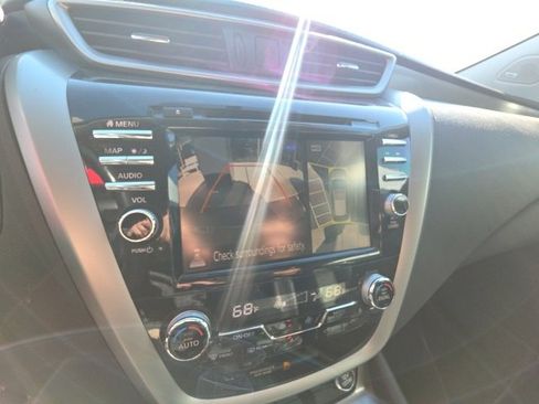 Used 2019 Nissan Murano SL image 14