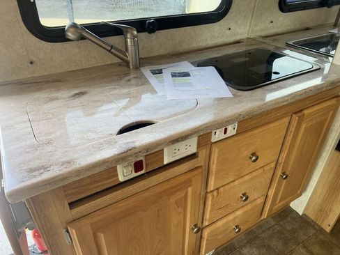 Used 2017 Ford E-450 and Econoline 450 Super Duty w/ Motorhome Prep Package RWD image 63
