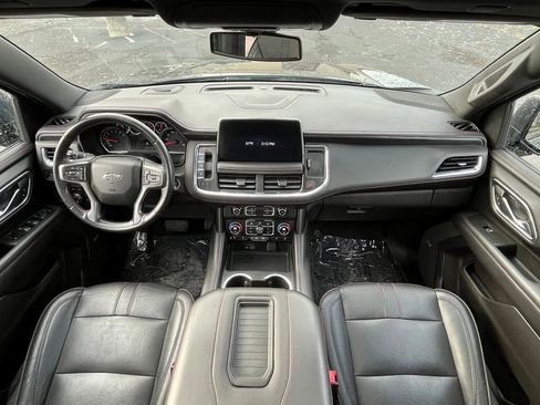 Used 2021 Chevrolet Suburban RST w/ Luxury Package image 11