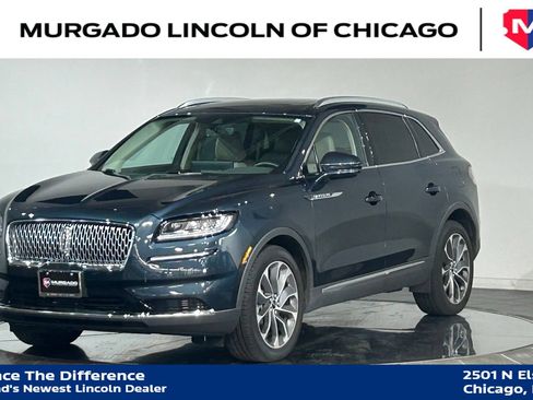 Used 2023 Lincoln Nautilus Reserve AWD/4WD image 4