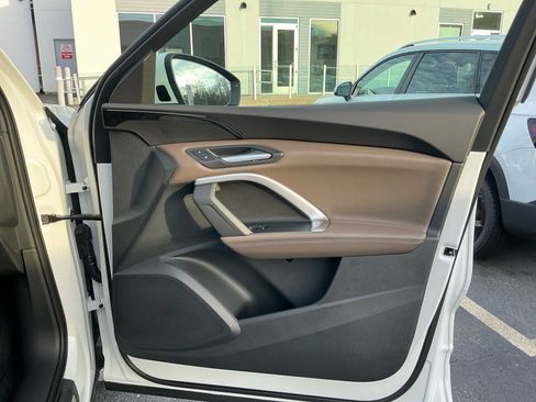 New 2025 Audi Q5 Premium image 29