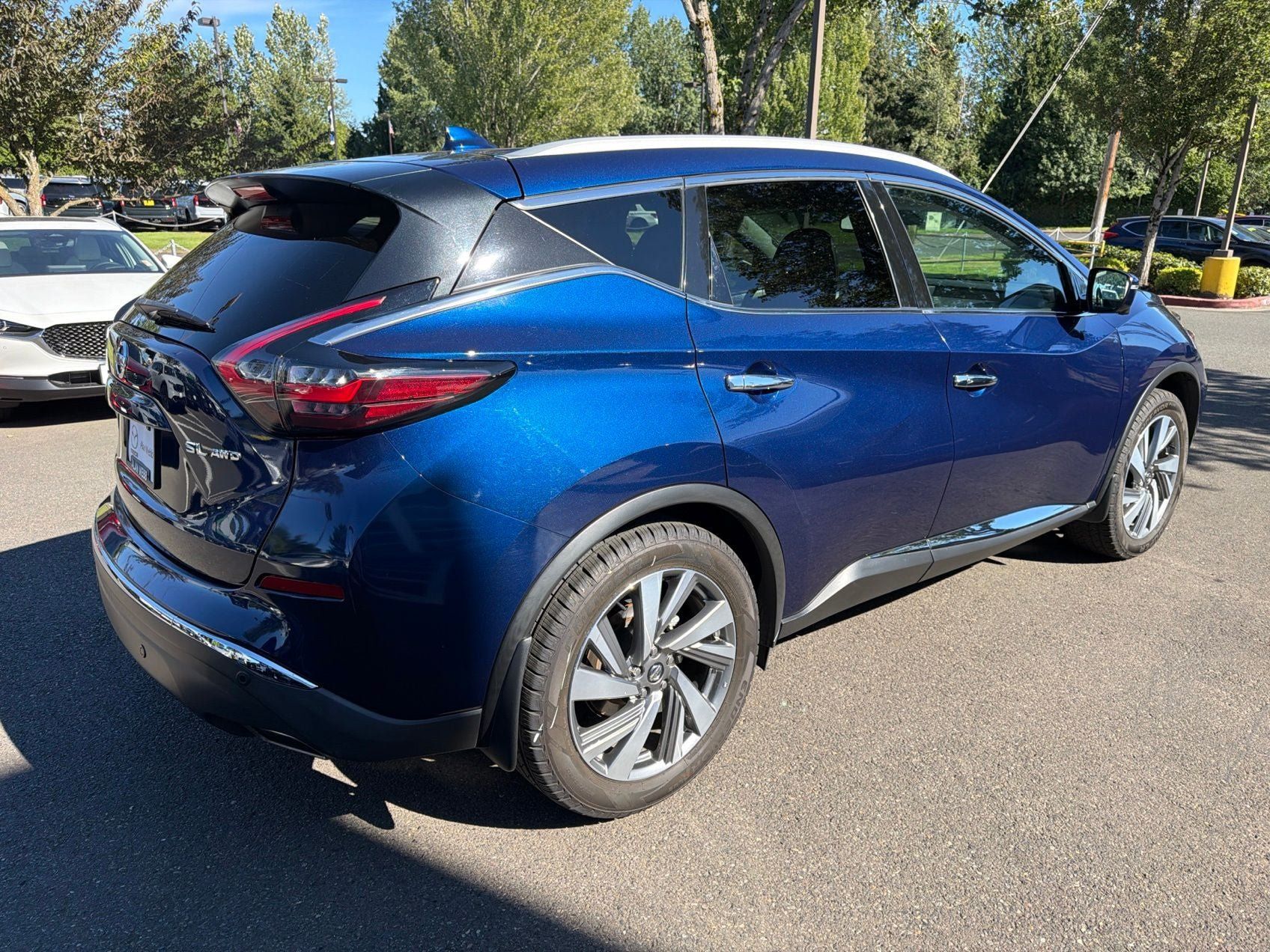 Used 2019 Nissan Murano SL w/ SL Technology Package AWD/4WD image 3