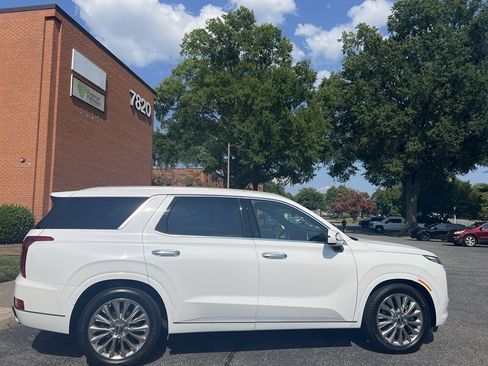 Used 2020 Hyundai Palisade Limited FWD image 4