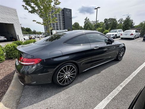 Used 2019 Mercedes-Benz C 300 Coupe image 5