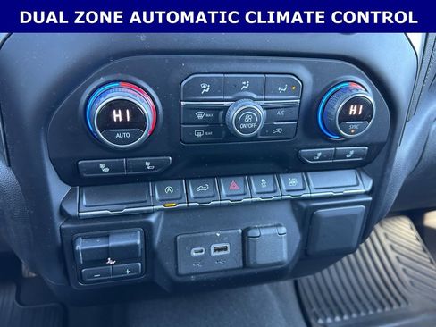 Used 2021 Chevrolet Silverado 1500 LT image 14