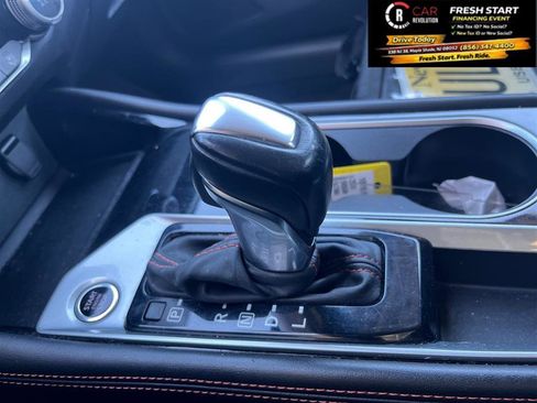 Used 2024 Nissan Altima 2.5 SR FWD image 18