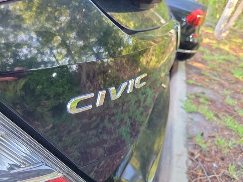 Used 2021 Honda Civic Sport Touring image 15