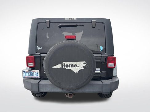 Used 2012 Jeep Wrangler Unlimited Sport AWD/4WD image 12